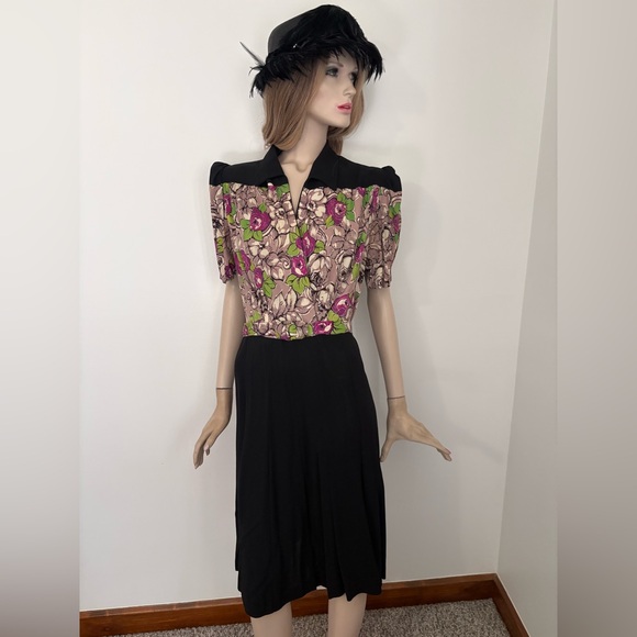 Vintage Dresses & Skirts - Romantic Classic 1940s Vintage Sexy VOLUP Large Cocktail Dress